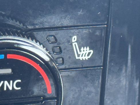 Used 2023 Nissan Rogue SL w/ SL Premium Package image 22