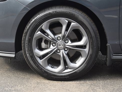 Certified 2023 Honda Accord EX image 35