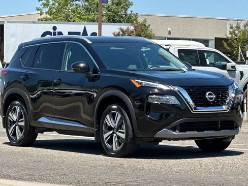 Used 2023 Nissan Rogue SL FWD image 9