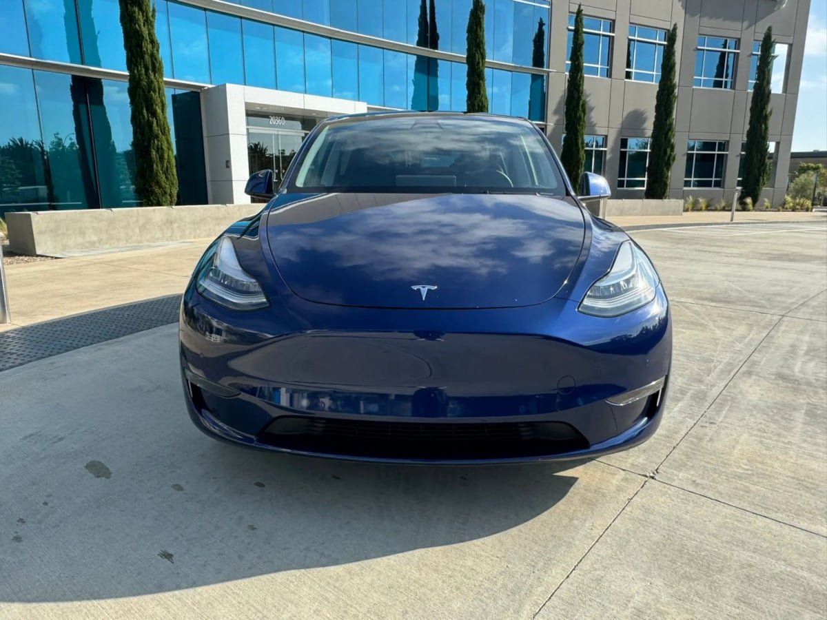 Used 2023 Tesla Model Y Long Range AWD/4WD image 8