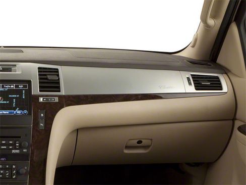 Used 2010 Cadillac Escalade ESV Platinum AWD/4WD image 21