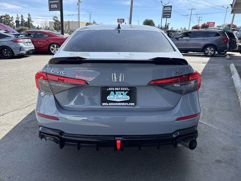 Used 2022 Honda Civic Si image 5