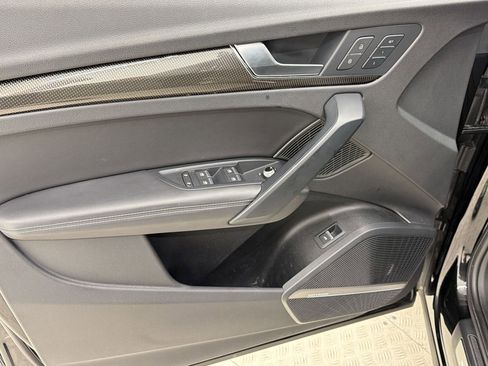 Used 2019 Audi SQ5 Prestige w/ Prestige Package image 13