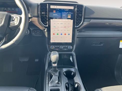 New 2025 Ford Ranger Lariat w/ FX4 Off-Road Package image 11