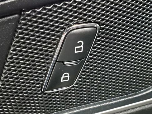 Used 2022 Ford Edge SEL w/ Convenience Package image 25