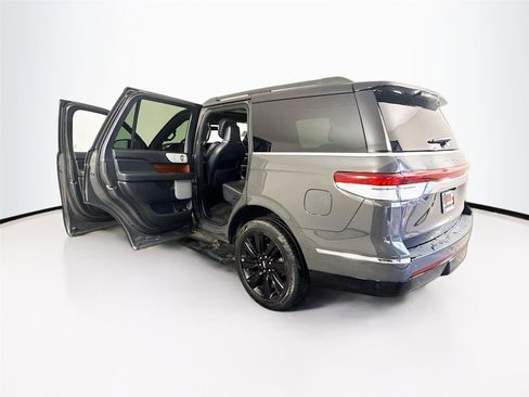 Used 2023 Lincoln Navigator Black Label image 15