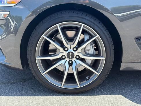 Used 2026 Genesis G70 2.5T RWD image 13