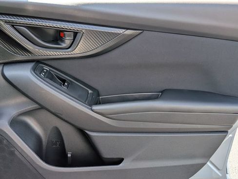 Used 2018 Subaru Impreza 2.0i AWD/4WD image 33
