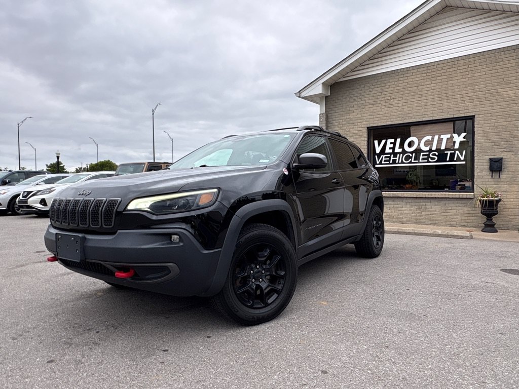 Used 2020 Jeep Cherokee Trailhawk AWD/4WD image 1