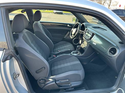 Used 2012 Volkswagen Beetle Turbo FWD image 15