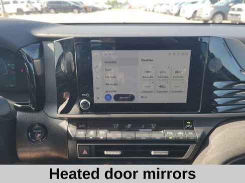 Used 2025 Toyota Camry LE FWD image 9