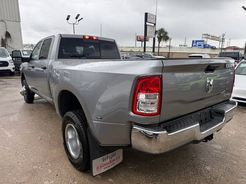 Used 2024 RAM 3500 Tradesman w/ Chrome Appearance Group image 7