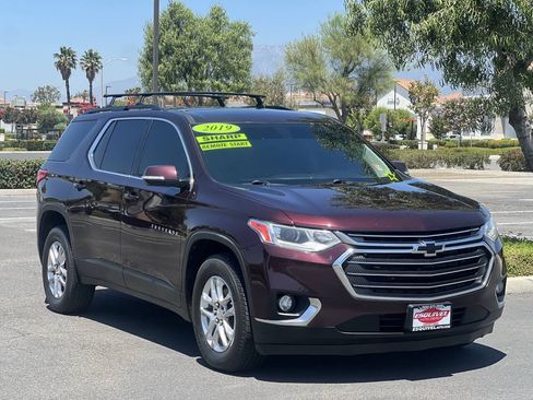 Used 2019 Chevrolet Traverse LT w/ LPO, Floor Liner Package FWD image 1