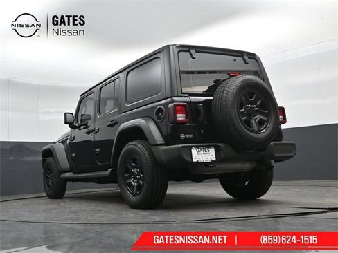 Used 2023 Jeep Wrangler Sport image 38