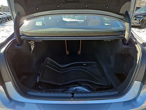 Used 2019 BMW 530i xDrive w/ Convenience Package image 29