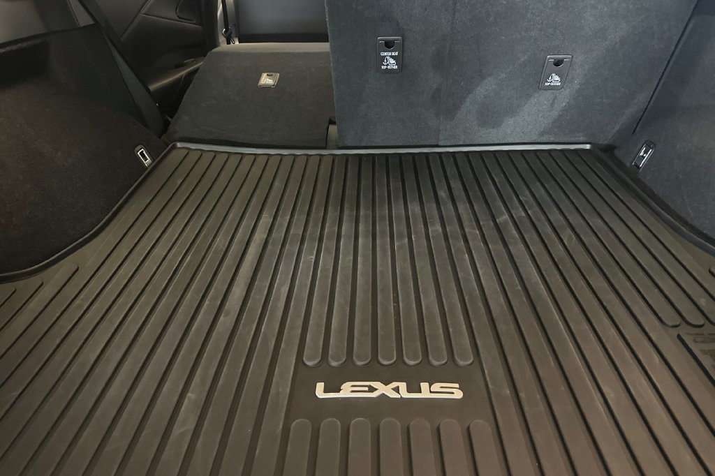 Certified 2025 Lexus RX 350 Premium w/ Accessory Package FWD image 15