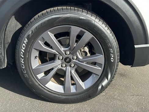 Certified 2023 Ford Explorer XLT w/ Equipment Group 202A image 8