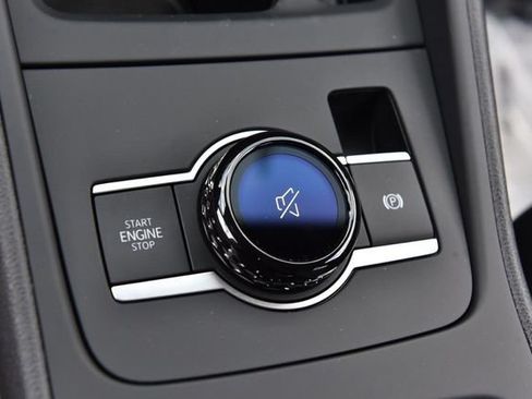 New 2026 Volkswagen Tiguan SE R-Line AWD/4WD image 17