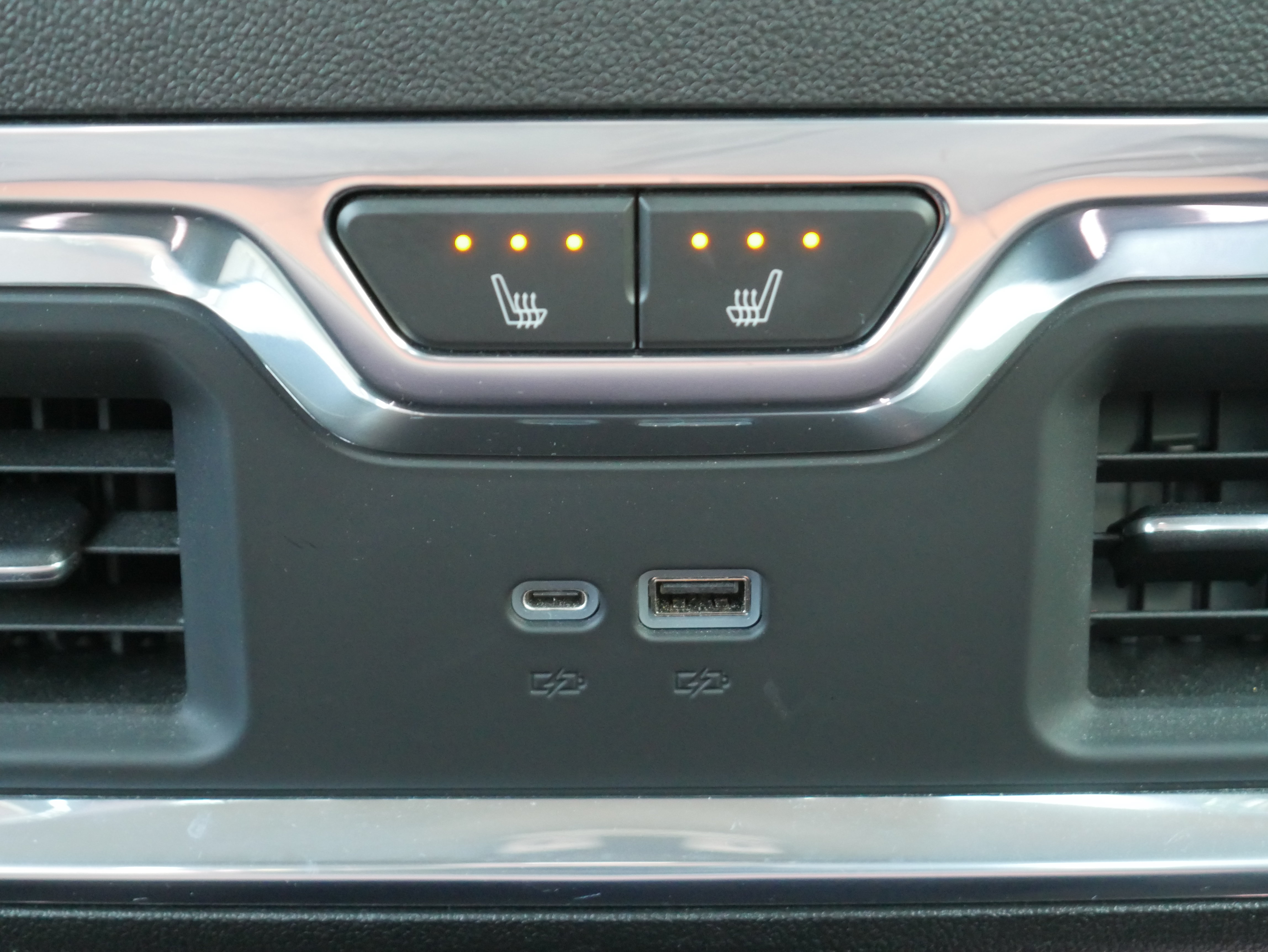 Certified 2023 GMC Sierra 1500 Denali Ultimate AWD/4WD image 19
