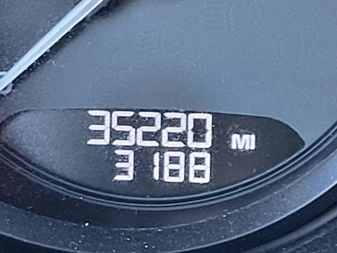 Used 2022 Porsche Macan image 28