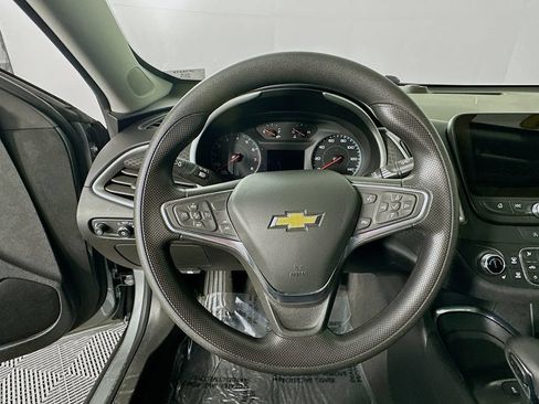 Used 2024 Chevrolet Malibu LT FWD image 17