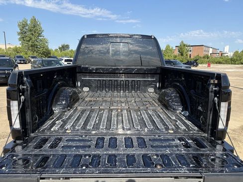 Used 2017 Ford F250 Lariat w/ Lariat Ultimate Package image 31