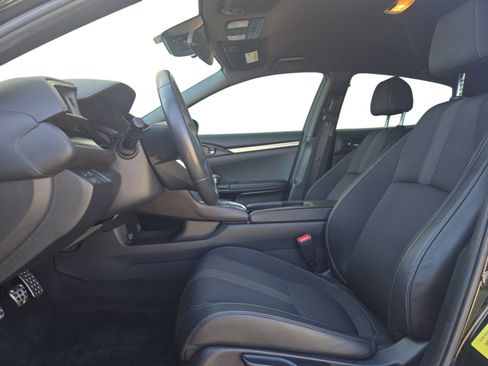 Used 2020 Honda Civic Sport image 9