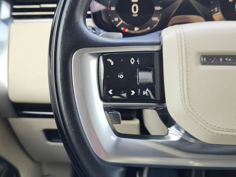 Used 2023 Land Rover Range Rover SE image 23
