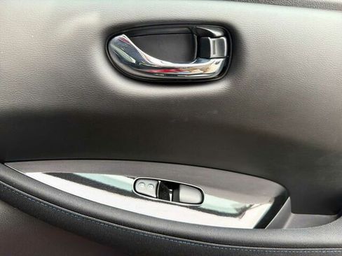 Used 2021 Nissan Leaf SV image 21