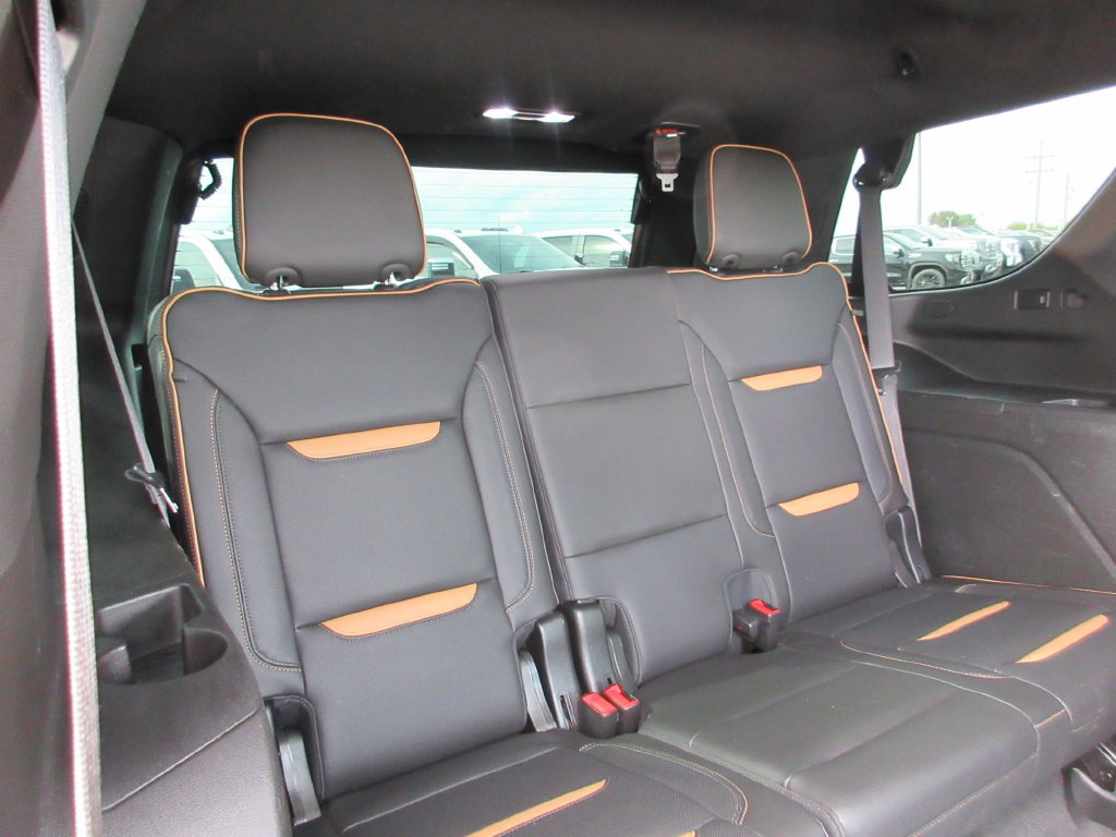 Used 2021 GMC Yukon AT4 w/ AT4 Premium Plus Package AWD/4WD image 31