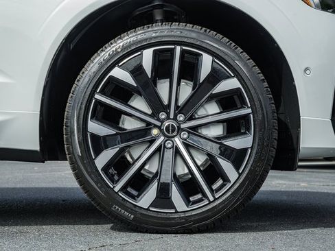 New 2026 Volvo XC60 B5 Ultra w/ Protection Package Premier image 16