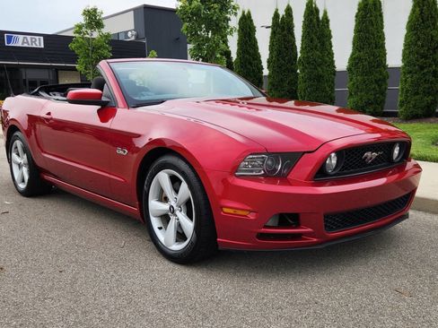 Used 2013 Ford Mustang GT w/ Security Pkg RWD image 5