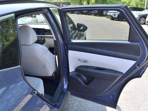 Used 2025 Hyundai Tucson SEL AWD/4WD image 34