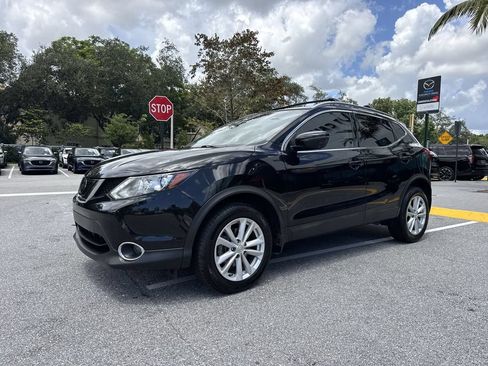 Used 2018 Nissan Rogue Sport SV w/ SV Technology Package AWD/4WD image 28