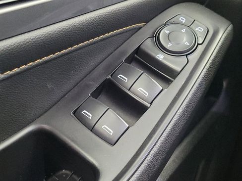 Used 2019 Chevrolet Traverse LS AWD/4WD image 27