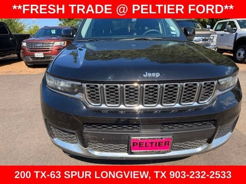 Used 2024 Jeep Grand Cherokee L Laredo RWD image 2