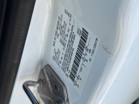 Used 2021 Ford Transit Connect XL FWD image 26