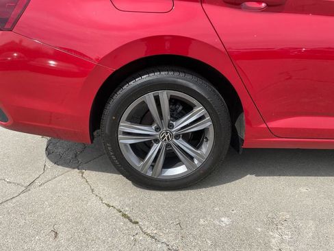 Used 2023 Volkswagen Jetta SE FWD image 31