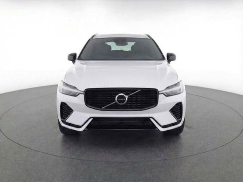 New 2026 Volvo XC60 B5 Plus w/ Protection Package Premier image 33