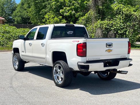 Used 2014 Chevrolet Silverado 1500 High Country w/ High Country Premium Package AWD/4WD image 3