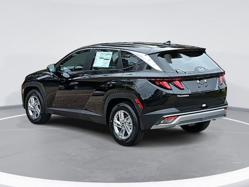 New 2026 Hyundai Tucson SE image 7