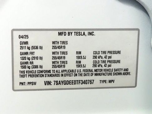 Used 2026 Tesla Model Y Long Range AWD/4WD image 77