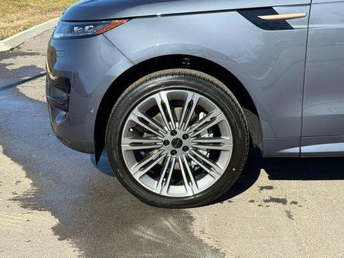 New 2026 Land Rover Range Rover Sport SE image 10