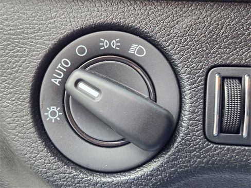 Used 2023 Dodge Charger SXT image 19