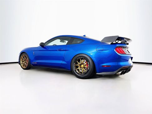 Used 2020 Ford Mustang Shelby GT500 w/ Carbon Fiber Track Pack RWD image 27