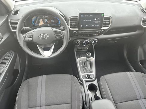 New 2026 Hyundai Venue SEL FWD image 10