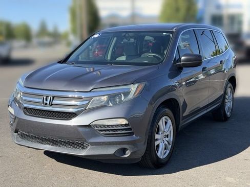 Used 2016 Honda Pilot LX image 5