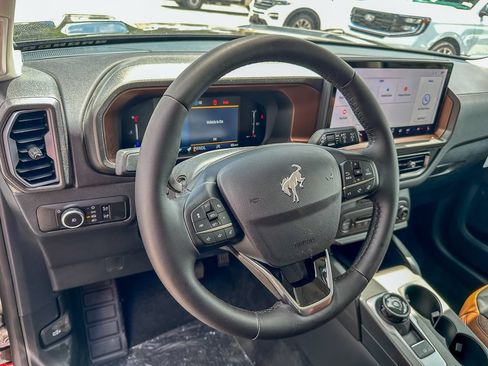 New 2026 Ford Bronco Sport Outer Banks AWD/4WD image 19