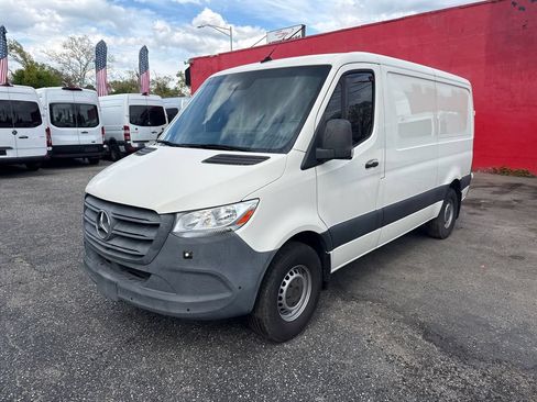 Used 2021 Mercedes-Benz Sprinter 1500 w/ Premium Package image 1