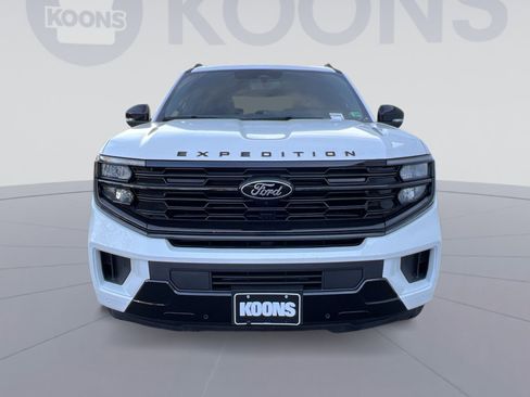 New 2025 Ford Expedition Platinum w/ Stealth Performance Package image 11